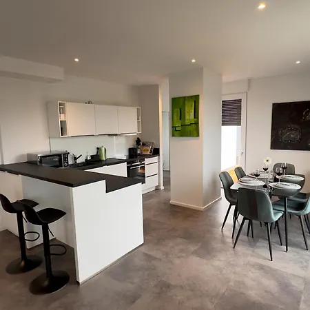 Appartement Luxus-penthouse Mit Terrasse & Klima Siegburg