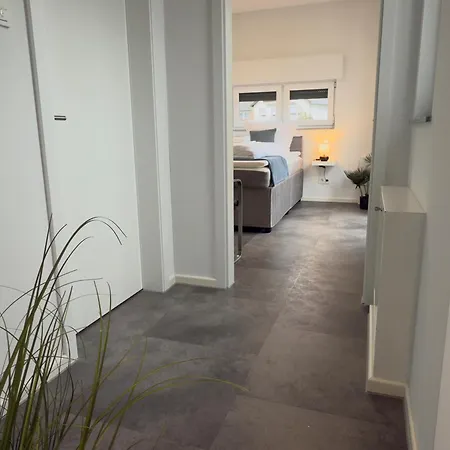 Luxus-penthouse Mit Terrasse & Klima Lägenhet