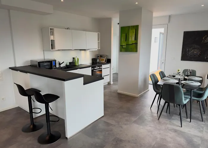 Luxus-penthouse Mit Terrasse&klima Appartement